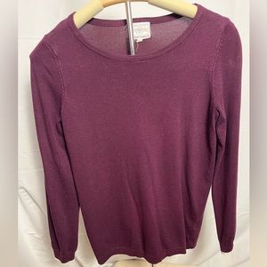 Lightweight sweater (S) Burgundy with white stripe around cuff